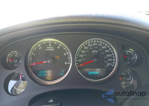 2014 Chevrolet Suburban 1500 Ltz z USA, uszkodzony, nr VIN 1GNSKKE70ER211486